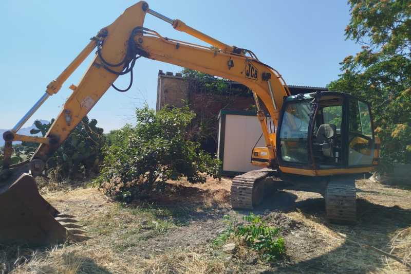 OmecoHub - Immagine JCB JS130